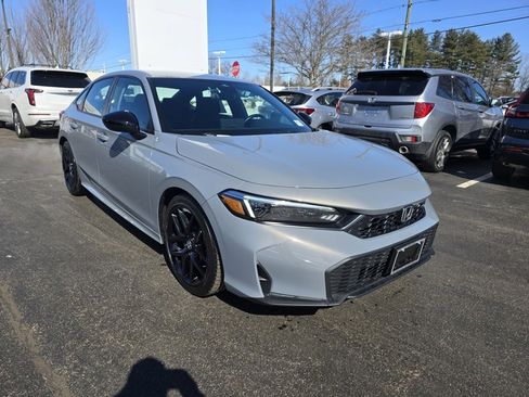 Used 2025 Honda Civic Sport image 10