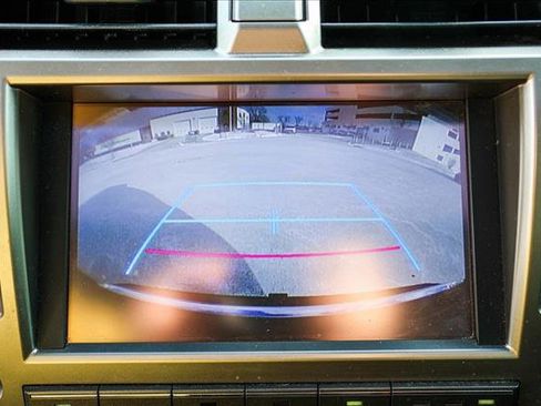 Used 2017 Lexus GX 460 Premium image 19