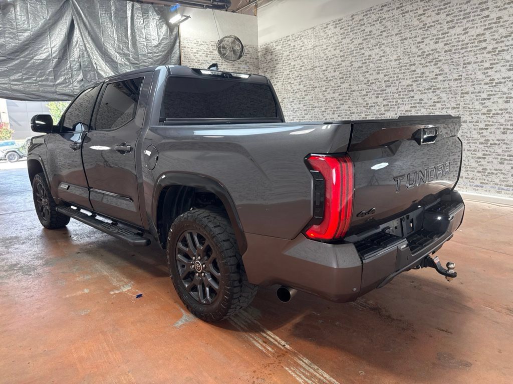 Used 2022 Toyota Tundra Platinum AWD/4WD image 5