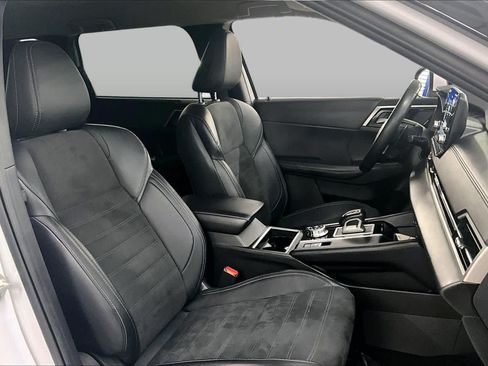 Used 2024 Mitsubishi Outlander SE AWD/4WD image 9