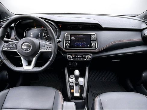 Used 2019 Nissan Kicks SR w/ SR Premium Package image 14