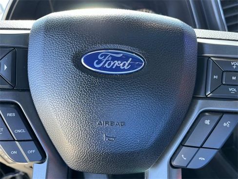 Used 2018 Ford F150 Lariat w/ Equipment Group 502A Luxury image 33