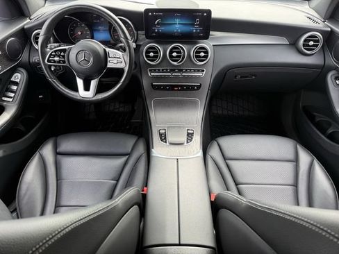 Used 2022 Mercedes-Benz GLC 300 4MATIC image 11