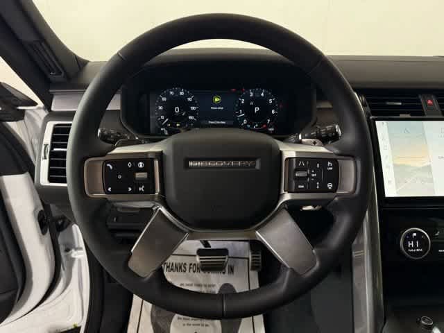 Used 2026 Land Rover Discovery Dynamic SE AWD/4WD image 40