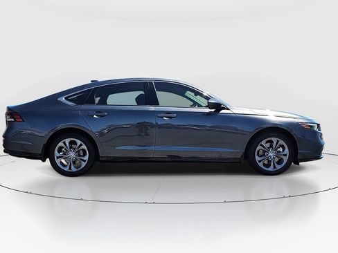Used 2024 Honda Accord EX-L image 4
