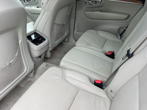 Used 2016 Volvo XC90 T6 Inscription w/ Vision Package image 5