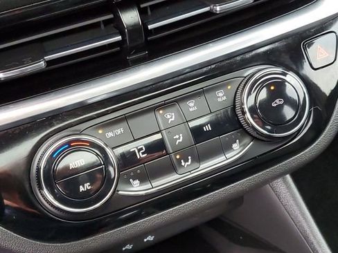 Certified 2024 Buick Envista Sport Touring w/ Convenience I Package image 21