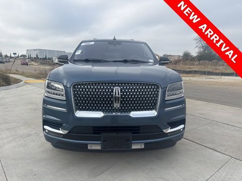 Used 2018 Lincoln Navigator Reserve w/ Technology Package image 8