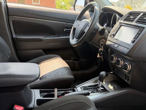 Used 2022 Mitsubishi Outlander Sport FWD image 23