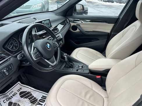 Used 2018 BMW X1 xDrive28i AWD/4WD image 4