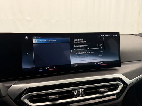 Used 2024 BMW 330i xDrive Sedan w/ Convenience Package image 30