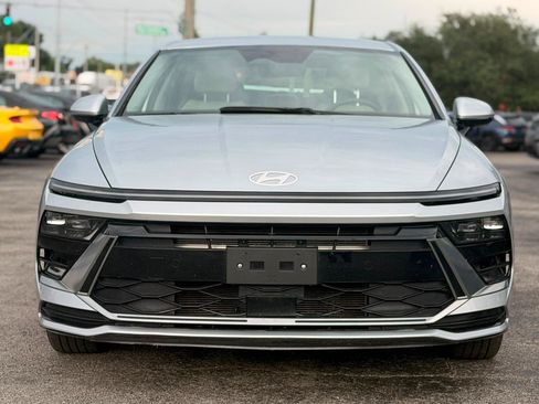 Used 2025 Hyundai Sonata SEL FWD image 3