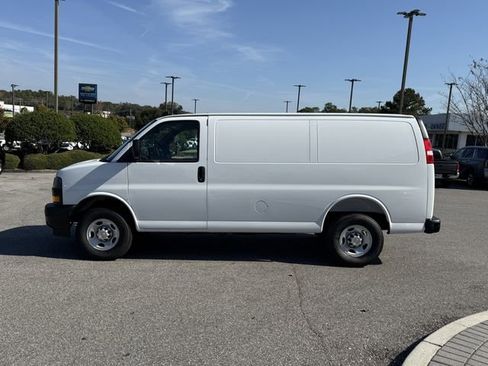 New 2025 Chevrolet Express 2500 w/ Driver Convenience Package image 6