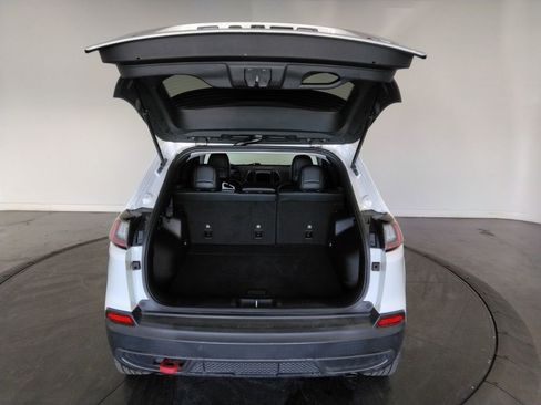 Used 2021 Jeep Cherokee Trailhawk image 9