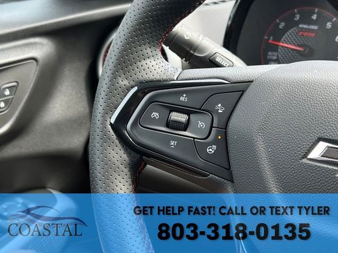 Used 2026 Chevrolet Trax RS w/ Sunroof Package FWD image 32