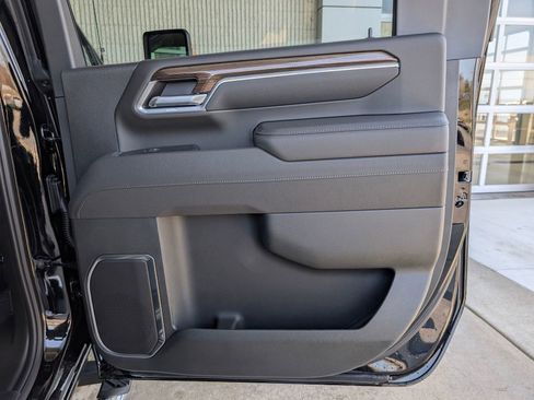 New 2025 Chevrolet Silverado 2500 LT w/ Convenience Package image 27