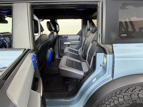 Used 2023 Ford Bronco Black Diamond image 8