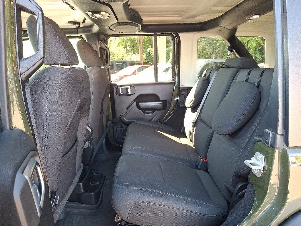 Used 2023 Jeep Wrangler Unlimited w/ Cold Weather Group AWD/4WD image 11