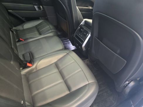 Used 2020 Land Rover Range Rover Sport HSE AWD/4WD image 13