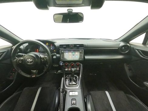 Certified 2022 Toyota GR86 Premium RWD image 28