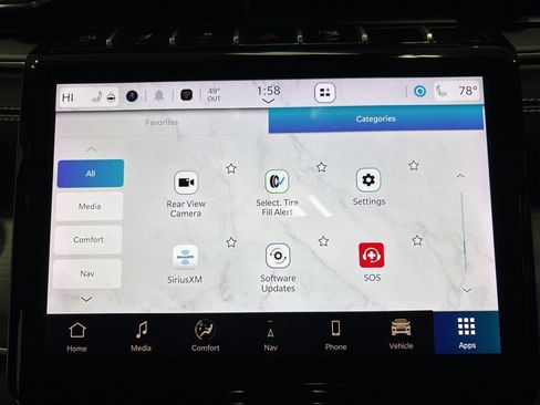 Used 2024 Jeep Grand Cherokee Limited w/ Black Appearance Package image 24