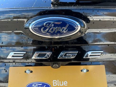 Certified 2022 Ford Edge SEL w/ Convenience Package image 39