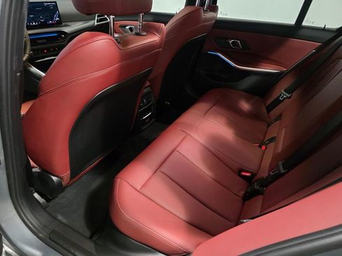 Used 2025 BMW 330i xDrive Sedan image 16