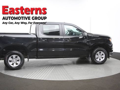 Used 2025 Chevrolet Silverado 1500 LT AWD/4WD image 45
