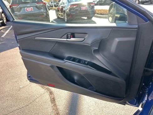 Used 2025 Toyota Camry SE image 26