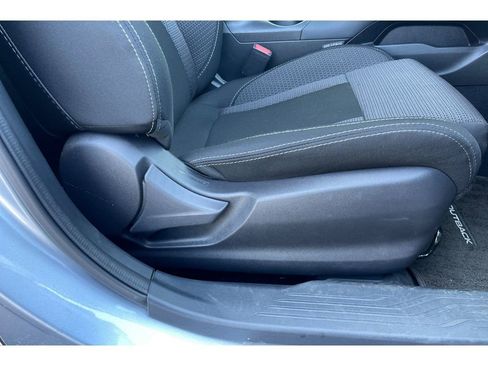 Used 2025 Subaru Outback Premium image 23