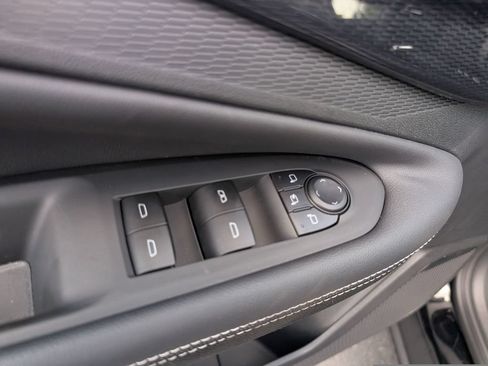 New 2026 Chevrolet Blazer EV LT AWD/4WD image 15