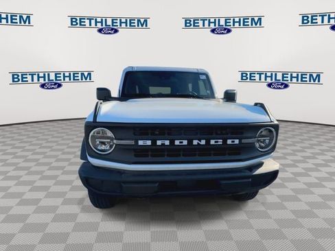 New 2025 Ford Bronco 4-Door image 3
