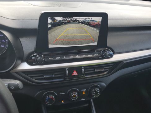 Used 2020 Kia Forte Sedan image 26