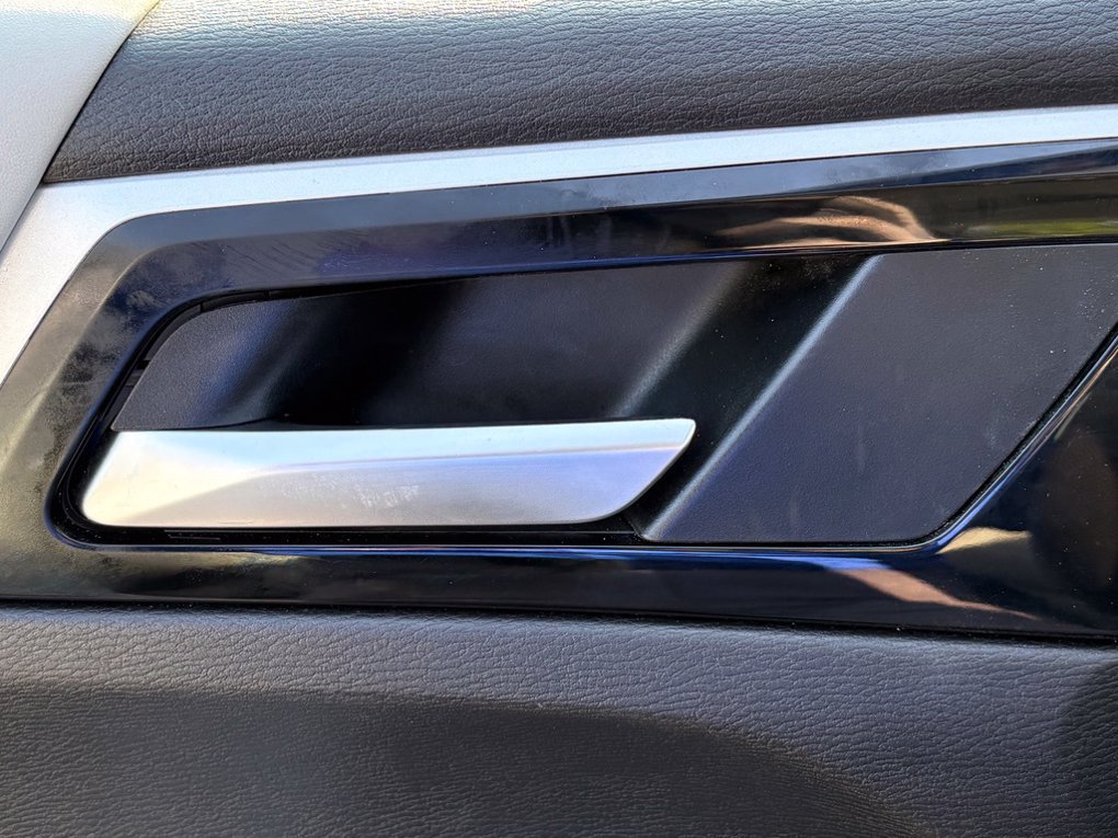Used 2025 Mitsubishi Outlander SE FWD image 43