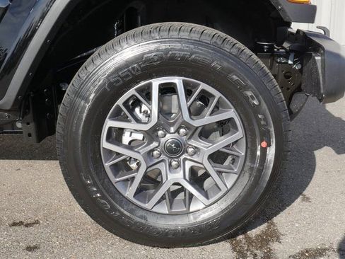 New 2025 Jeep Wrangler Sahara image 12