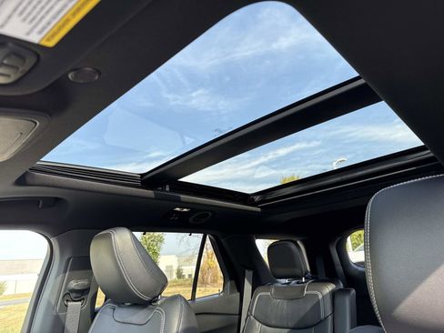 Used 2023 Ford Explorer ST w/ Equipment Group 401A image 3