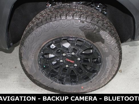 New 2026 GMC Canyon Elevation w/ Convenience Package image 6