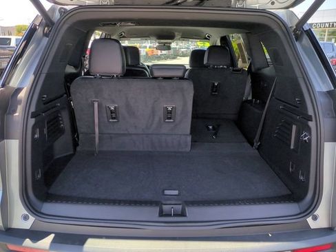Used 2025 GMC Acadia AT4 AWD/4WD image 51