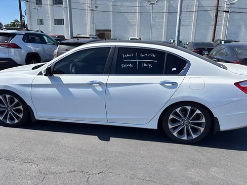 Used 2015 Honda Accord Sport image 7