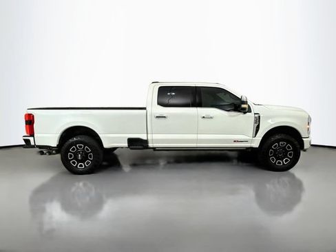 Used 2024 Ford F350 Platinum AWD/4WD image 8