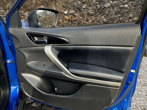 Used 2023 Mitsubishi Eclipse Cross SE image 22