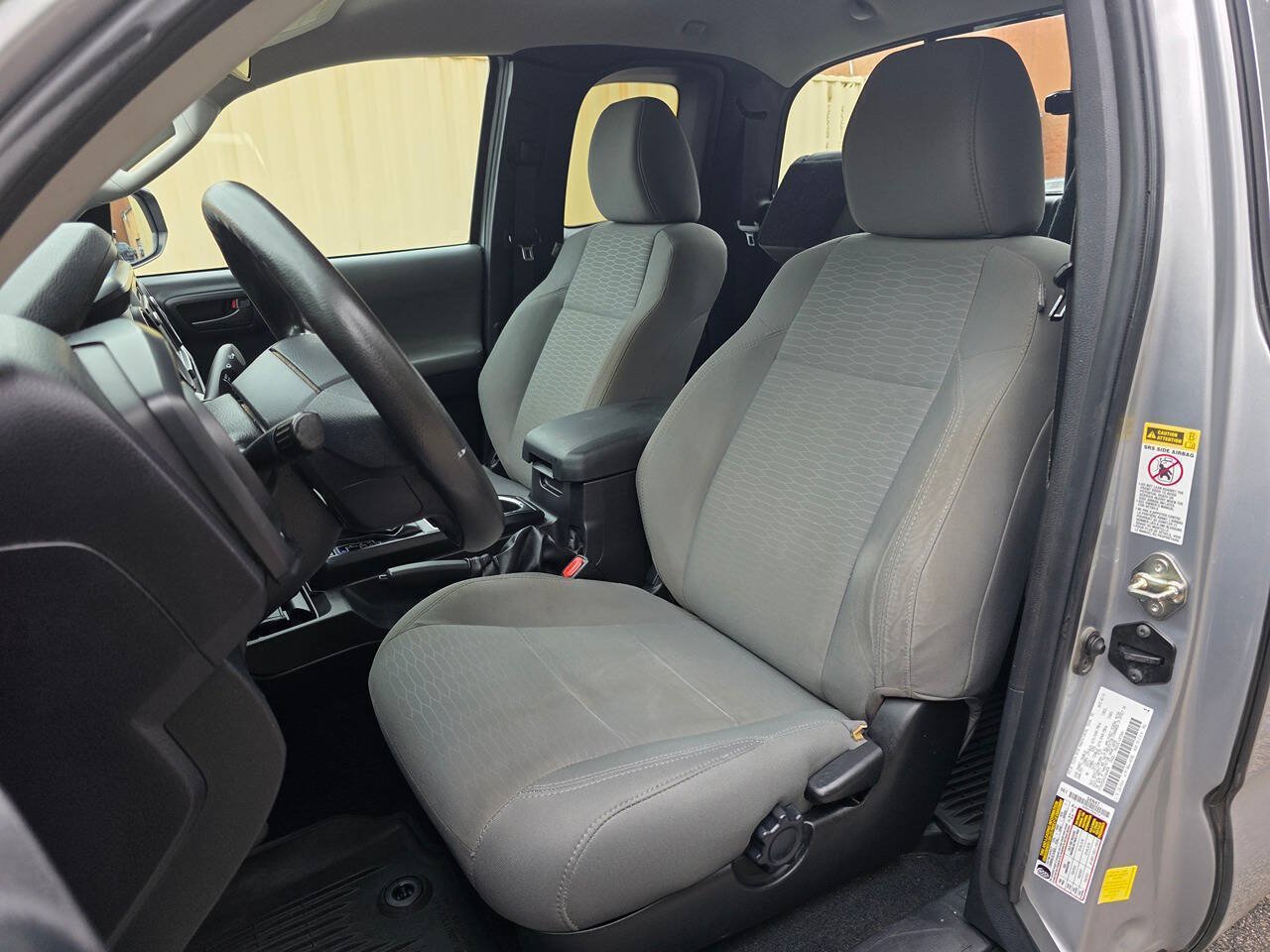 Used 2016 Toyota Tacoma SR w/ SR Convenience Package RWD image 13