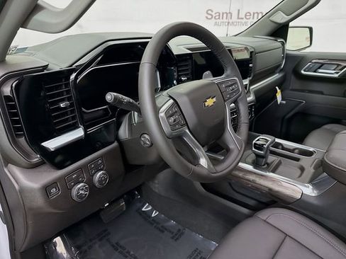 New 2026 Chevrolet Silverado 1500 LTZ w/ LTZ Premium Package image 11