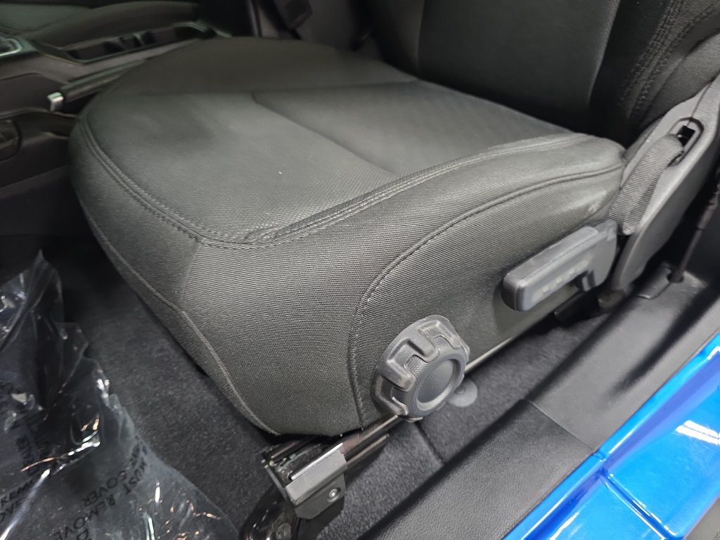 Used 2021 Jeep Wrangler Sport AWD/4WD image 25