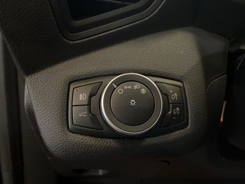 Used 2018 Ford Escape SE w/ SE Sync 3 Package image 16