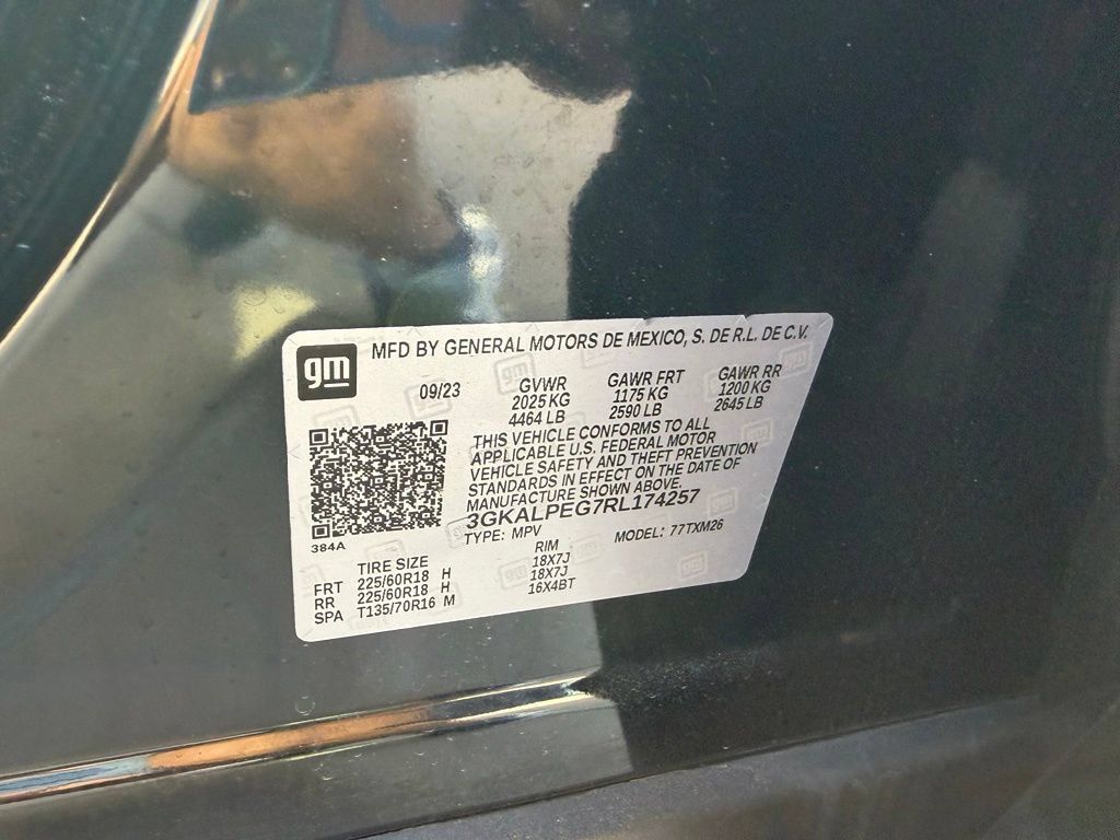 Used 2024 GMC Terrain SLT FWD image 21