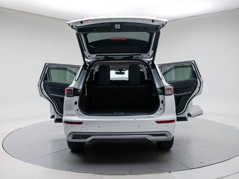 Used 2025 Mitsubishi Outlander SEL AWD/4WD image 20