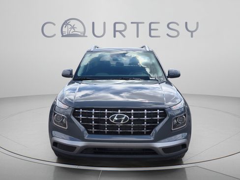 New 2026 Hyundai Venue SEL FWD image 8