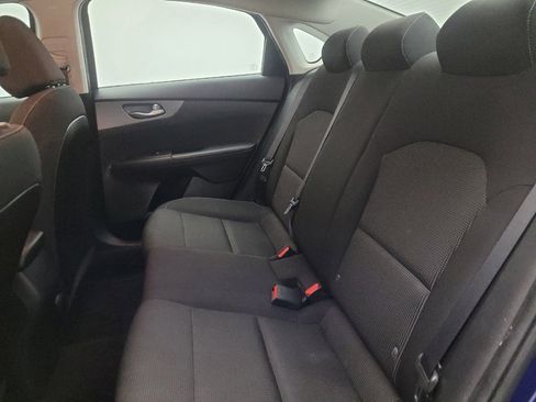 Used 2019 Kia Forte LXS image 18