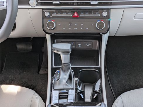 New 2026 Hyundai Tucson SEL FWD image 19
